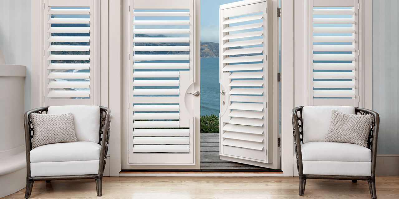 Palm Beach in Polysatin White Silk